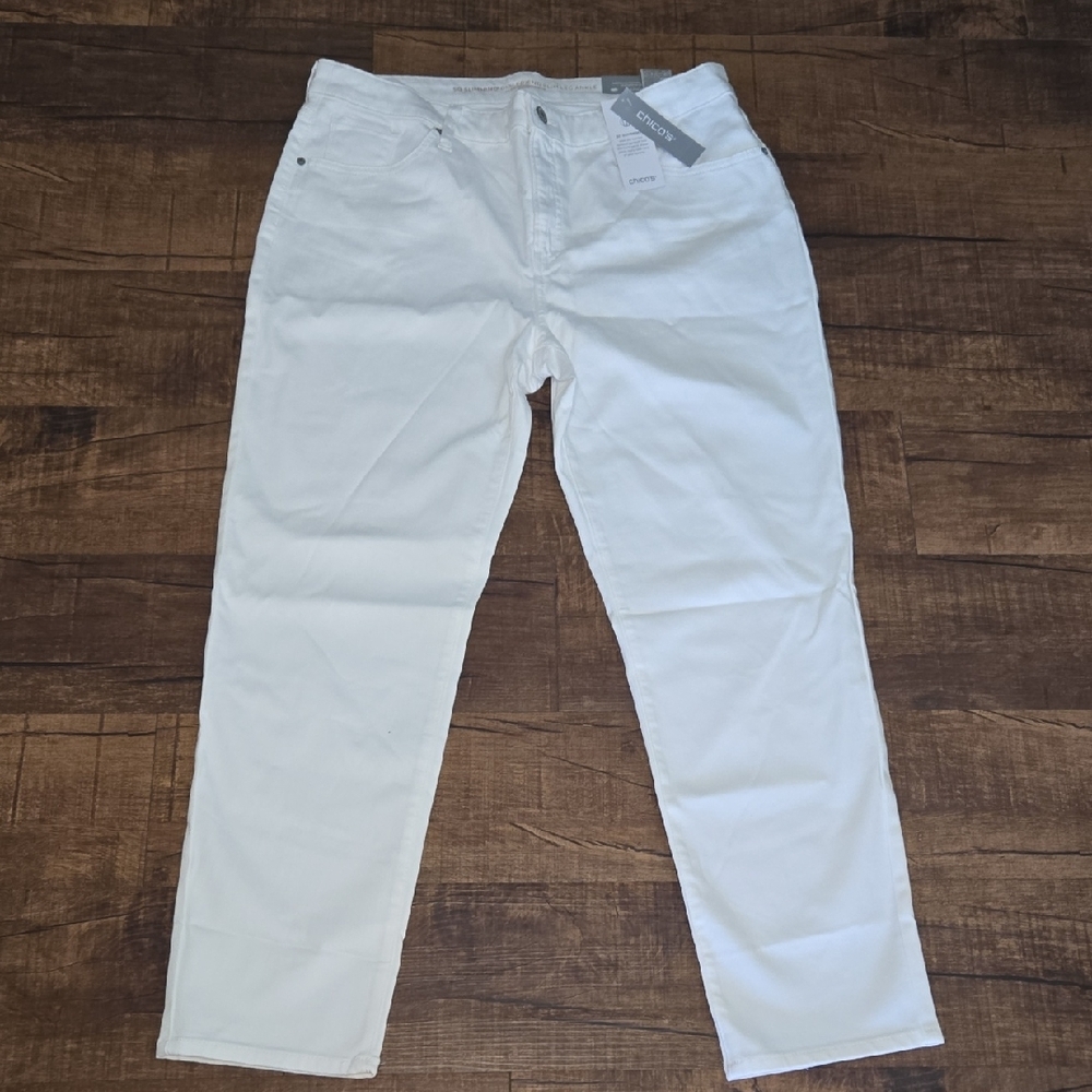 Chico’s White So Slimming Girlfriend Slim Leg Jeans Classic Minimalist 2.5/ 14 R - Picture 2 of 7